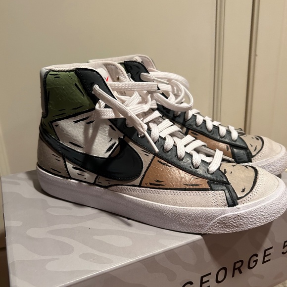 Nike Blazers - Picture 1 of 6